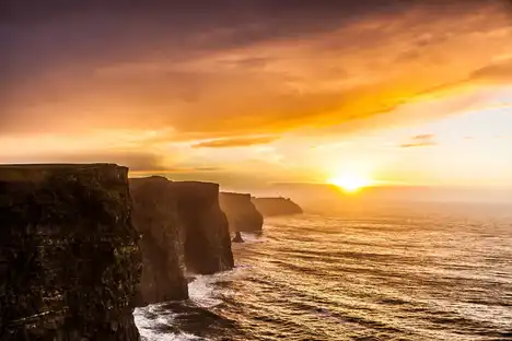 Private Luxury Chauffeur Cliffs of Moher Tour from Dublin